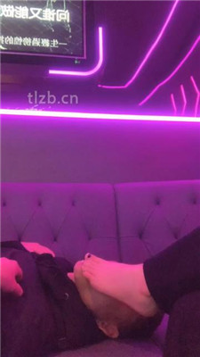 图片[8]_【娩娩大魔王】KTV虐废奴-人肉座椅/耳光/舔脏鞋白袜【完整版】_HD绳艺资源