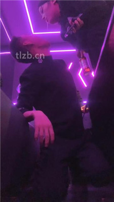 图片[10]_【娩娩大魔王】KTV虐废奴-人肉座椅/耳光/舔脏鞋白袜【完整版】_HD绳艺资源