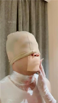 图片[2]_【美娜格格】死亡游戏-保鲜膜包裹/马丁靴踩踏/花样窒息_HD绳艺资源