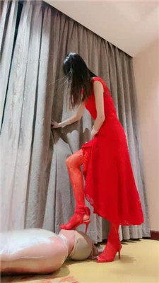 图片[12]_【美娜格格】死亡游戏-保鲜膜包裹/马丁靴踩踏/花样窒息_HD绳艺资源