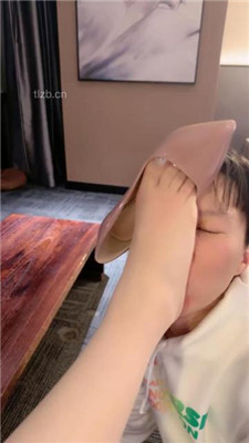 图片[15]_【简一】高跟美腿踩虐/训练/吐口水/耳光/鞋插嘴_HD绳艺资源