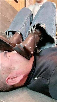 图片[5]_【沅芷大人】GUCCI板鞋踩脸/高跟皮靴扎_HD绳艺资源