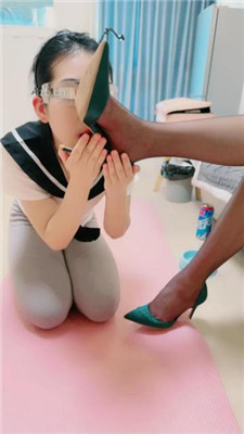 图片[13]_艺术训练视频|雅痞猫叔 avatar 新用户会员用户      当前位置： 首  【爱神】女慕-耳光闻臭靴/高跟踢裆/吃啤酒呕吐物_HD绳艺资源