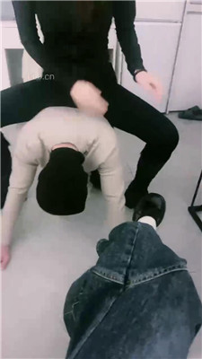 【九莲】双S-脏鞋踩虐清理马桶/圣水泡面骑马【双视角完整版】_HD绳艺资源