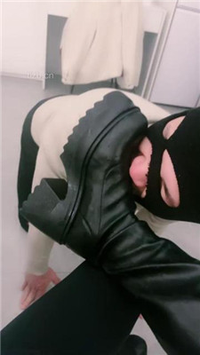 图片[11]_【九莲】双S-脏鞋踩虐清理马桶/圣水泡面骑马【双视角完整版】_HD绳艺资源