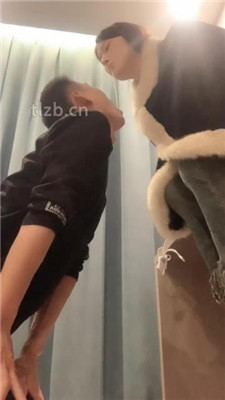 图片[12]_【娩娩大魔王】绿帽前男友裸足狂舔【下】_HD绳艺资源