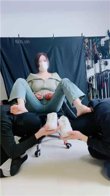 图片[16]_【甜心教主】空军一号-白袜高难度挑战虐双奴_HD绳艺资源