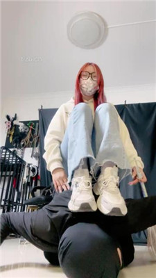 图片[4]_【雯雯】跑步后原味鞋袜脚狂舔/插嘴_HD绳艺资源