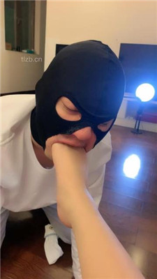 图片[19]_【宝爷】掐乳/耳光/跪舔脏鞋白袜/转胯骑狗背/提档_HD绳艺资源