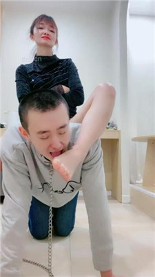 图片[10]_【缘彼大大】圣水口水洗脚水盛宴-脚趾夹狗舌_HD绳艺资源