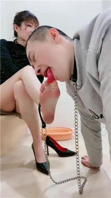 图片[12]_【缘彼大大】圣水口水洗脚水盛宴-脚趾夹狗舌_HD绳艺资源