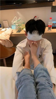 图片[7]_【超级咚咚】裸足全体重踩踏/圣水/恋足狂舔_HD绳艺资源