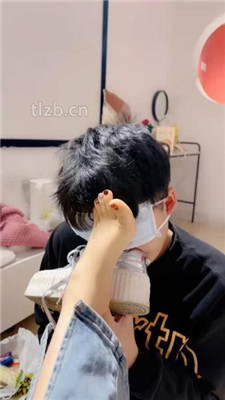 图片[13]_【珂儿大小姐】全体重踩踏/提档/舔脏鞋底/闻鞋窝_HD绳艺资源