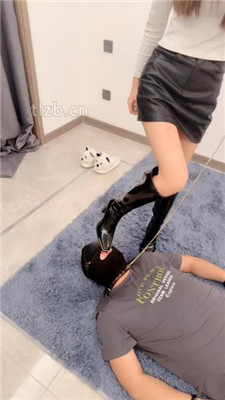 图片[11]_【玥希希】长靴踩踏/舔脏鞋裸足/脚踩喂食_HD绳艺资源