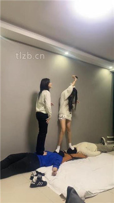 图片[13]_【精神小妹】7绳艺导师调双奴-轮流全体重跳踩【双视角版】_HD绳艺资源