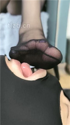 图片[10]_【稚主】近距离-黑丝脚捂脸窒息_HD绳艺资源