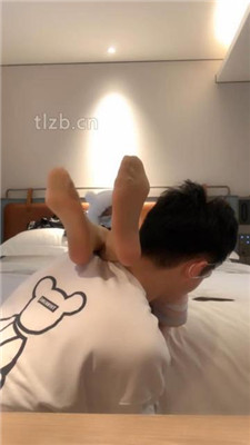 图片[4]_【超级咚咚】运动鞋原味jio艺术气味辱_HD绳艺资源