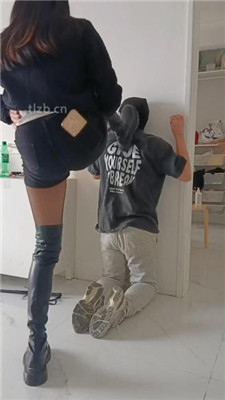 图片[5]_【小殿下】下班回来虐家奴-拖鞋耳光/踢踹训练/跪求圣水_HD绳艺资源