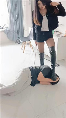 图片[8]_【小殿下】下班回来虐家奴-拖鞋耳光/踢踹训练/跪求圣水_HD绳艺资源