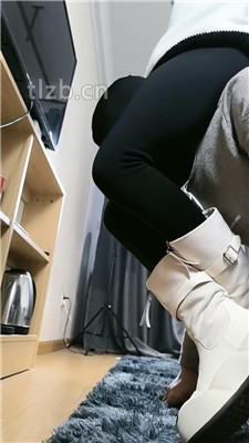 图片[6]_【梓S】短靴踢打狗子-跪地求饶_HD绳艺资源