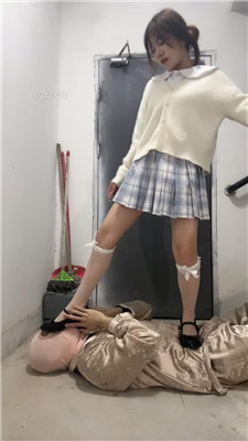 图片[8]_【狗哥】洛丽塔S-楼梯间白丝皮鞋遛狗_HD绳艺资源