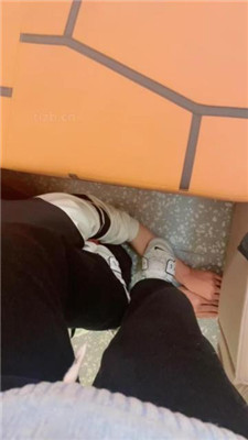 图片[2]_【小林】运动鞋踩狗爪/骑狗背_HD绳艺资源