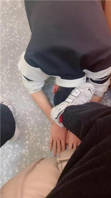 图片[3]_【小林】运动鞋踩狗爪/骑狗背_HD绳艺资源