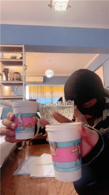 图片[3]_【不期而遇】赏赐圣水/骑狗背虐打/保鲜膜裹头_HD绳艺资源