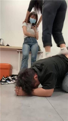 图片[8]_【草莓奶昔】双S牛仔胯下羞辱/连环耳光踩踏深喉【双视角版】_HD绳艺资源