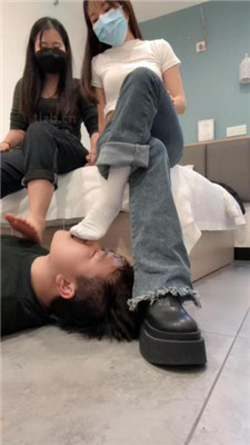 图片[10]_【草莓奶昔】双S牛仔胯下羞辱/连环耳光踩踏深喉【双视角版】_HD绳艺资源