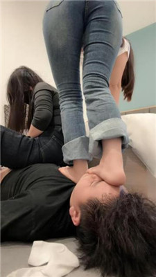 图片[18]_【草莓奶昔】双S牛仔胯下羞辱/连环耳光踩踏深喉【双视角版】_HD绳艺资源