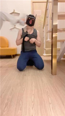 图片[11]_【可可公主】运动鞋踩踏/骑马转胯/训练/狂吸臭白袜_HD绳艺资源