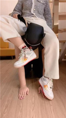 图片[14]_【可可公主】运动鞋踩踏/骑马转胯/训练/狂吸臭白袜_HD绳艺资源