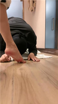 图片[4]_【汐言】舔脏长靴/闻原味肉丝/裸足踩脸_HD绳艺资源