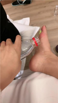 图片[12]_【汐言】舔脏长靴/闻原味肉丝/裸足踩脸_HD绳艺资源