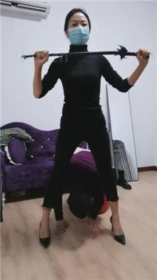 图片[10]_【凌儿女神】新年第一鞭-重度训练/狗爪子踩出血_HD绳艺资源