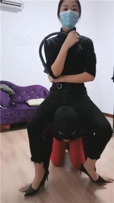 图片[18]_【凌儿女神】新年第一鞭-重度训练/狗爪子踩出血_HD绳艺资源