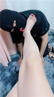 图片[3]_【腿腿祖宗】踩脚垫/肉丝脚狂舔/脚喂食_HD绳艺资源