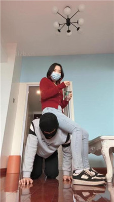 图片[2]_【朱砂痣】情人节-和我的脚底接吻-超臭白袜脚捂脸_HD绳艺资源