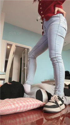 图片[12]_【朱砂痣】情人节-和我的脚底接吻-超臭白袜脚捂脸_HD绳艺资源