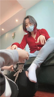 图片[13]_【朱砂痣】情人节-和我的脚底接吻-超臭白袜脚捂脸_HD绳艺资源