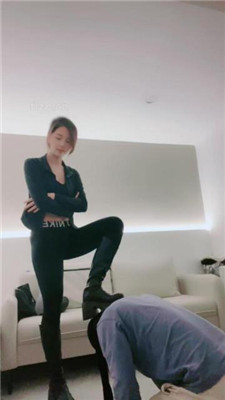 【九莲】19岁舞蹈主-狠虐继父_HD绳艺资源