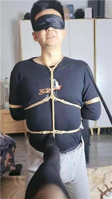 【七色槿】五花大绑高跟黑丝玩虐_HD绳艺资源