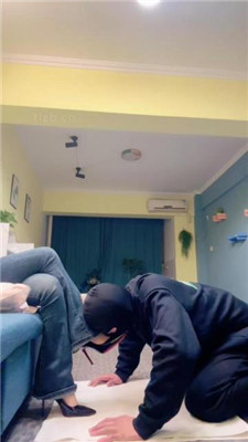 【不期而遇】恋足恋鞋/脚耳光/高跟抽擦/赏赐圣水_HD绳艺资源