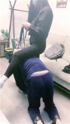 图片[11]_【大小姐】跪舔高帮帆布鞋白袜/训练/手铐绳艺技巧_HD绳艺资源