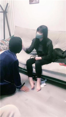 图片[17]_【大小姐】跪舔高帮帆布鞋白袜/训练/手铐绳艺技巧_HD绳艺资源