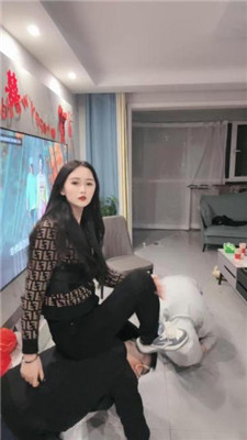 【尤金女皇】三奴-磕头求虐/骑狗背/舔脏鞋底/品尝原味jio_HD绳艺资源