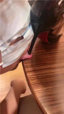 图片[3]_【爱丽丝】强迫相亲男做狗-肉丝美腿诱惑_HD绳艺资源