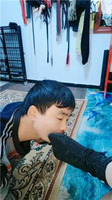 图片[3]_【西安欣】喂口水/跪舔高跟肉丝/耳光训练_HD绳艺资源