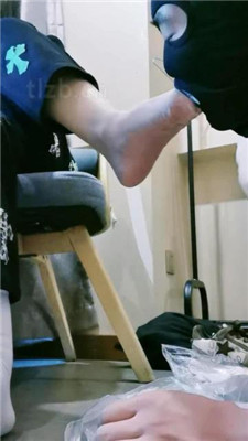 图片[17]_【一禾】运动鞋白袜气味辱废物狗_HD绳艺资源